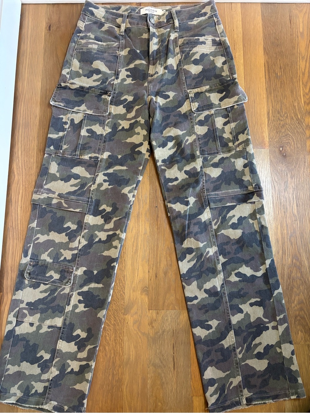 Hidden Camo Cargo Pants - Green Camouflage